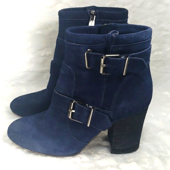 Vince Camuto Upper Navy Blue Velvet Women's Booties 💙 Size 7m - Picture 3 of 14